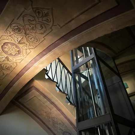 아파트 Corner Cavour