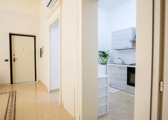 Corner Cavour 公寓 萨萨里